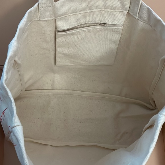 Sale‼️‼️‼️CHANEL NOVELTY Mademoiselle Prive Tokyo Tote👜LTD edition - Picture 9 of 13